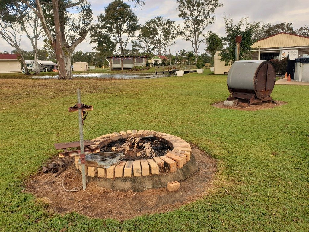 Cheery-Nomads- Kui park fire pit pizza oven