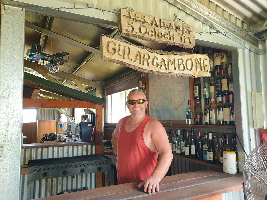 Gulargambone Caravan Park NSW camp kitchen bar 