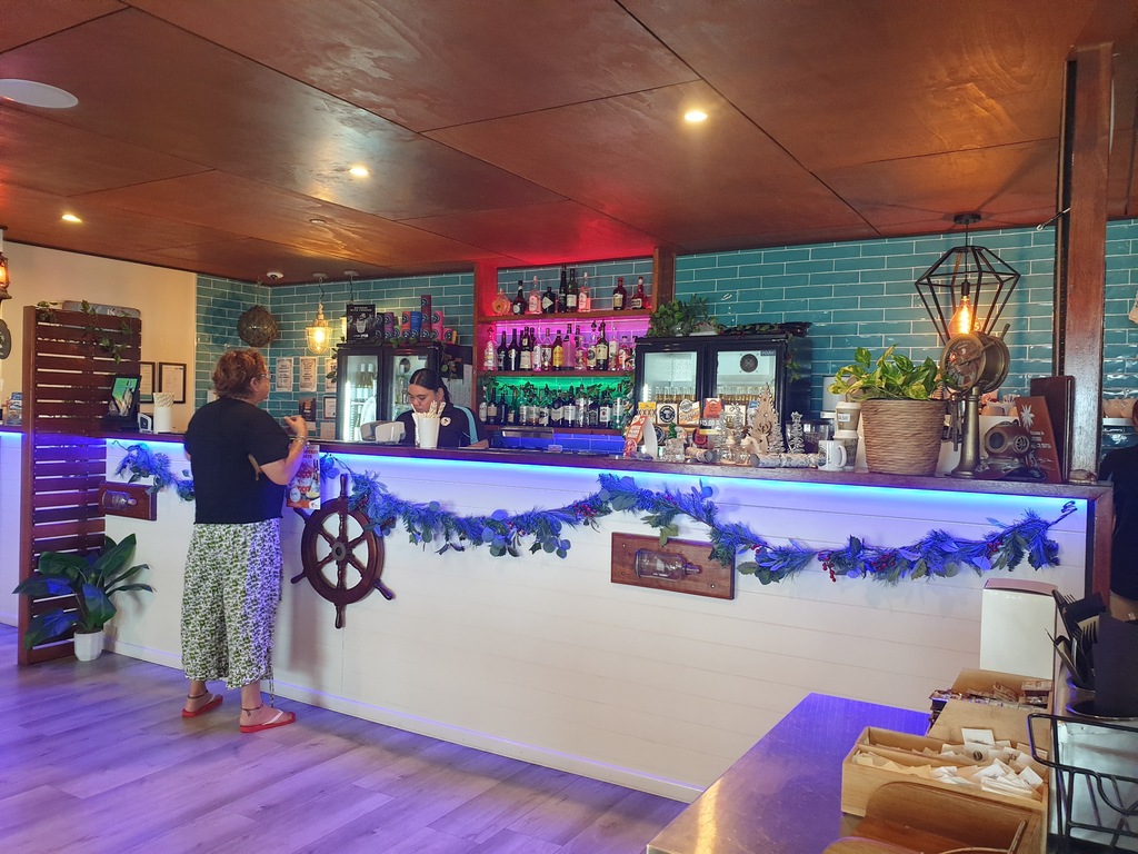 Palms Restaurant at Serina Beach is just a 15 minuet drive from Tropicana caravan park Sarina