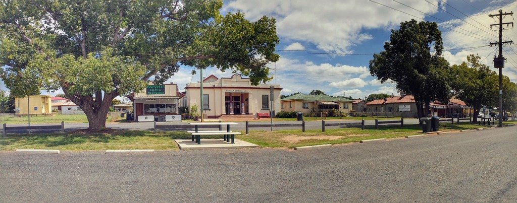 Wooroolin Rest Area Free Camp Qld and shops