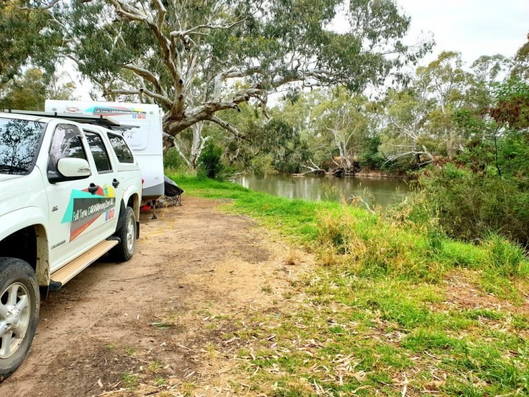 Seymour free camp Goulburn river
