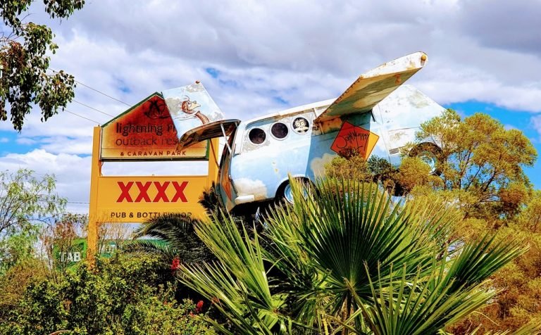 Lightning ridge caravan park NSW