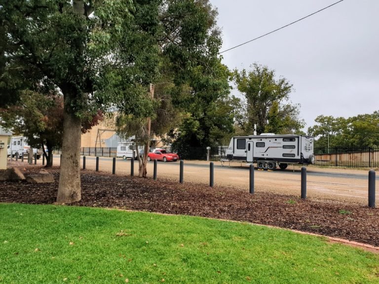 Ardlethan camp caravan parking at ardlethan recreation park new south wales