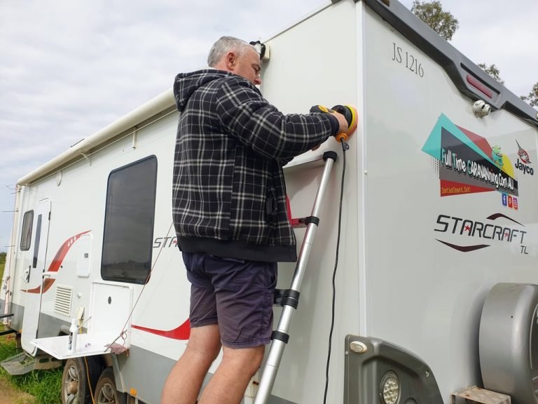 caravan outside fibreglass cleaning. Telescopic ladder. caravan outside & grey water tank