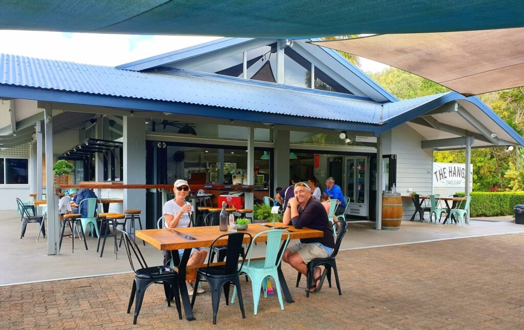 Hanger bar and cafe Flametree